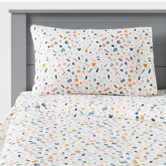 Pillowfort Queen Size Geometric Cotton Percale Sheet Set NWT - Picture 5 of 9